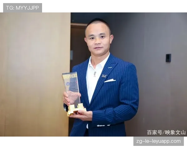熊朝忠入选拳击名人堂：中国拳击的骄傲，中国拳击熊朝忠比赛视频